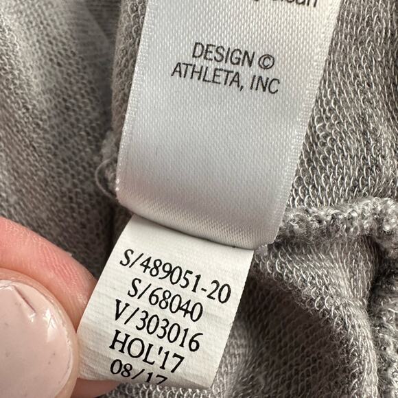 Athleta Criss Cross Pullover Sweatshirt Top Light Gray Stretchy Modal 489051 - Picture 7 of 7